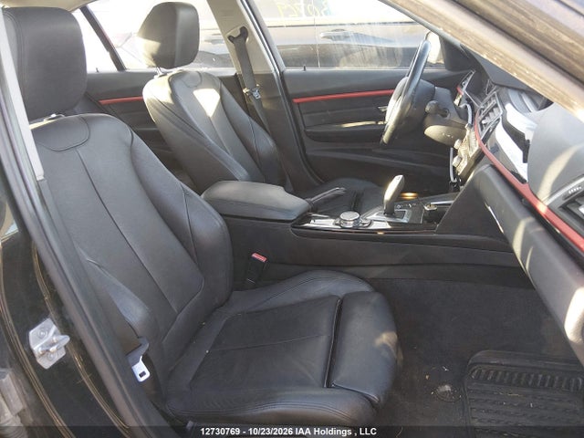 BMW 320i Xdrive 2016 WBA8A3C54GK689190 Image 5