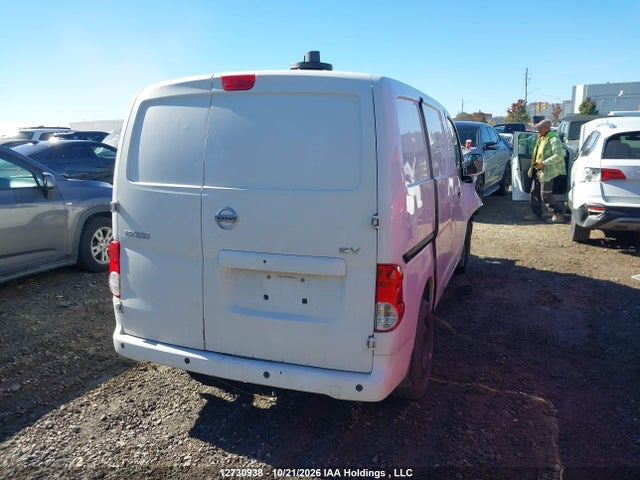 Nissan NV200 2015 3N6CM0KN8FK715035 Image 4