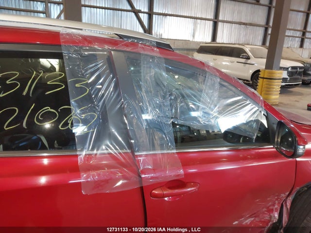 2T3ZFREV0FW210262 Toyota RAV4 LE
