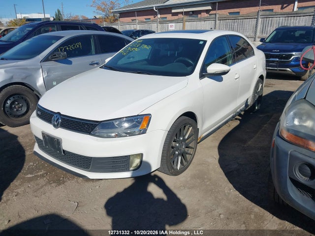 Volkswagen JETTA GLI 2014 3VW5S7AJ8EM234890 Image 2