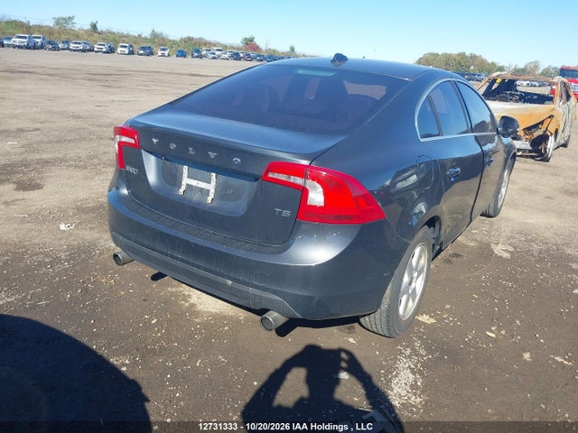 12731333 :رقم المزاد ، YV1622FS8C2023571 vin ، 2012 Volvo S60 T5 Level 1/t5 Level 2 مزاد بيع