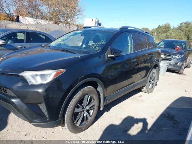 2T3BFREVXJW739552 Toyota RAV4 LE