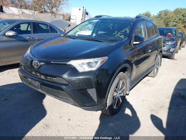 2T3BFREVXJW739552 Toyota RAV4 LE