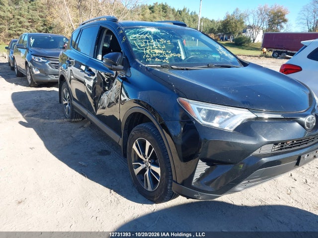 2T3BFREVXJW739552 Toyota RAV4 LE