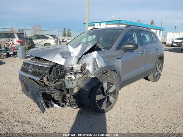 Volkswagen Taos Trendline 2024 3VVGX7B25RM024100 Image 2