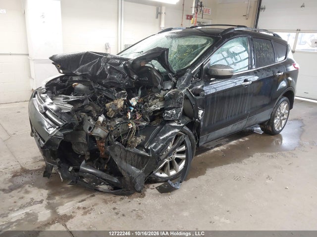 1FMCU9G94FUB51740 Ford ESCAPE SE