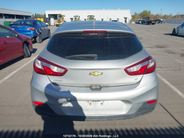Chevrolet Cruze Lt Auto 2018 3G1BE6SM7JS646054 Image 16