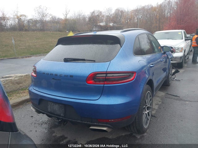 WP1AA2A57JLB04104 Porsche Macan Sport Edition