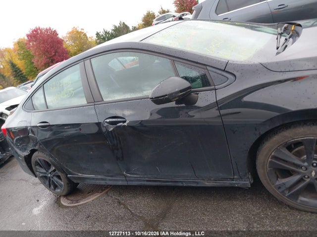 12727113 :رقم المزاد ، 1G1BE5SM7J7230885 vin ، 2018 Chevrolet Cruze Lt Auto مزاد بيع