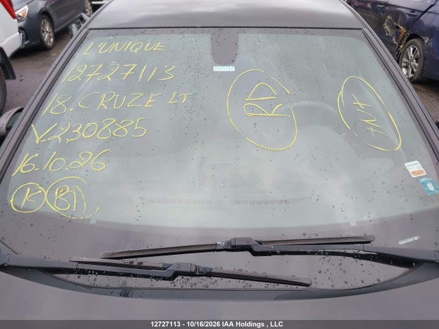 12727113 :رقم المزاد ، 1G1BE5SM7J7230885 vin ، 2018 Chevrolet Cruze Lt Auto مزاد بيع