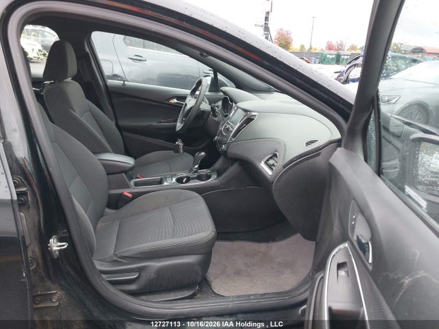 12727113 :رقم المزاد ، 1G1BE5SM7J7230885 vin ، 2018 Chevrolet Cruze Lt Auto مزاد بيع