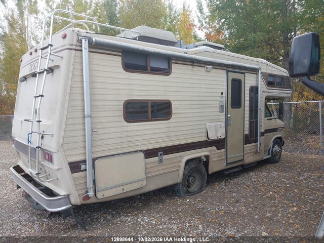 12698644 :رقم المزاد ، 2GBJG31M9E4174280 vin ، 1984 Chevrolet G30 مزاد بيع