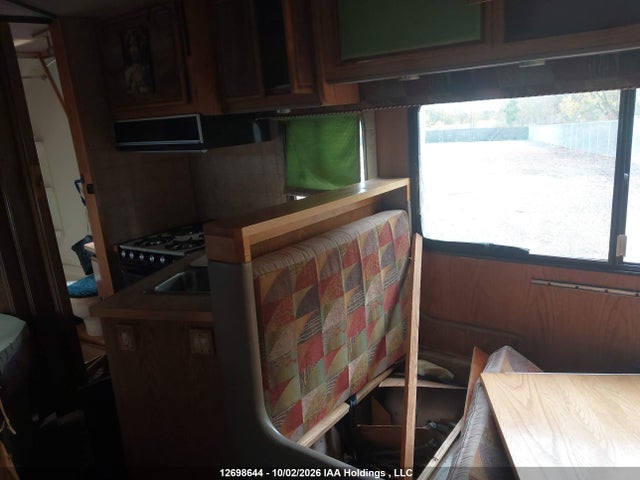 12698644 :رقم المزاد ، 2GBJG31M9E4174280 vin ، 1984 Chevrolet G30 مزاد بيع