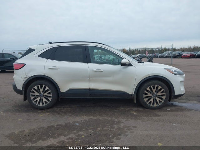 12732733 :رقم المزاد ، 1FMCU9DZXLUA42098 vin ، 2020 Ford Escape Titanium مزاد بيع