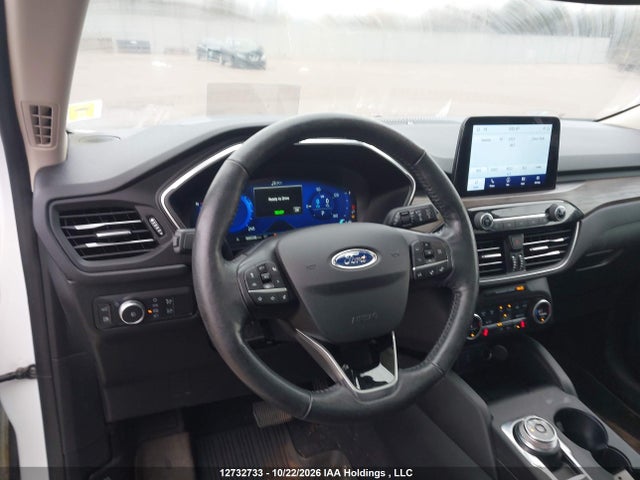 12732733 :رقم المزاد ، 1FMCU9DZXLUA42098 vin ، 2020 Ford Escape Titanium مزاد بيع
