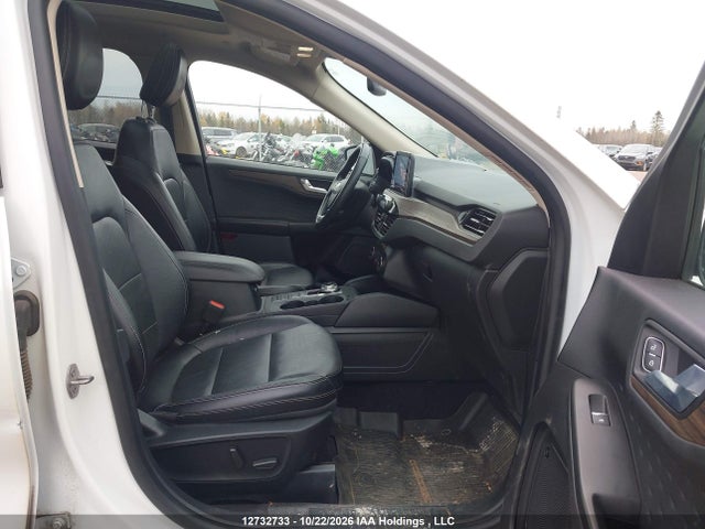 12732733 :رقم المزاد ، 1FMCU9DZXLUA42098 vin ، 2020 Ford Escape Titanium مزاد بيع