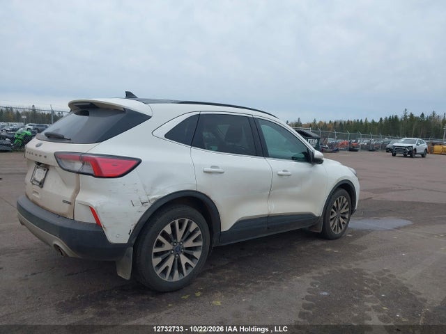 12732733 :رقم المزاد ، 1FMCU9DZXLUA42098 vin ، 2020 Ford Escape Titanium مزاد بيع