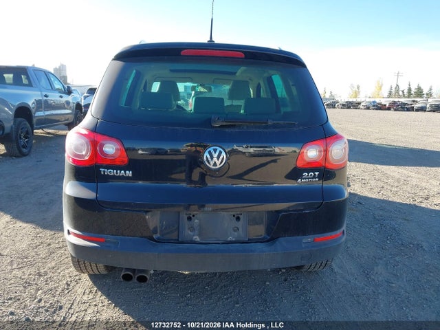 2010 Volkswagen Tiguan Se/sel მანქანა იყიდება აუქციონზე, vin: WVGBV7AX3AW518841, აუქციონის ნომერი: 12732752