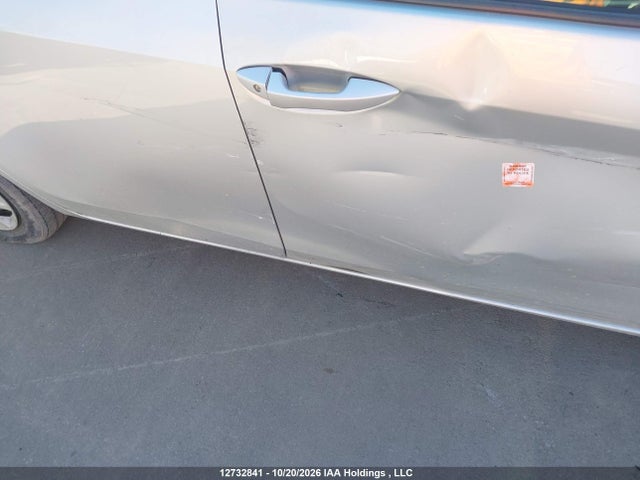Toyota Corolla 2018 2T1BURHE4JC080590 Image 19