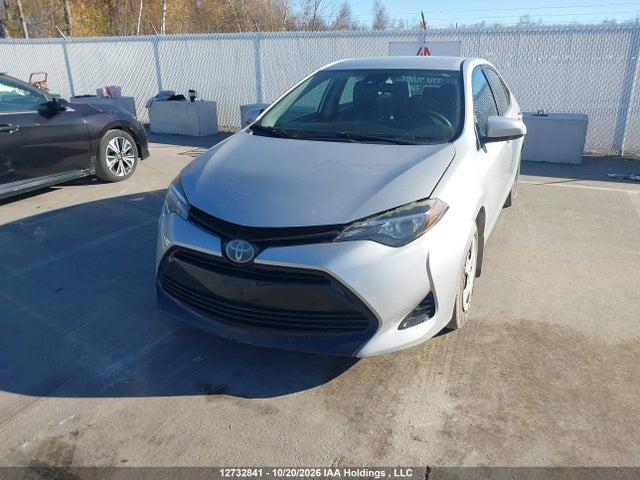 Toyota Corolla 2018 2T1BURHE4JC080590 Image 2