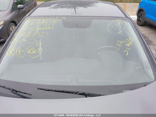 KMHD84LF1JU715750 Hyundai ELANTRA GL