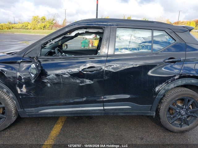 3N1CP5DV8ML523905 Nissan KICKS SR