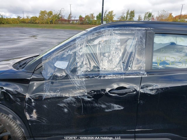 3N1CP5DV8ML523905 Nissan KICKS SR