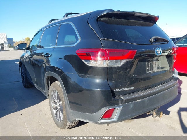 Toyota Highlander Hybrid Xle 2018 5TDJGRFH0JS040417 Image 3