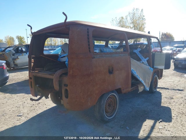 12733018 :رقم المزاد ، 2212205847 vin ، 1971 Volkswagen Microbus مزاد بيع