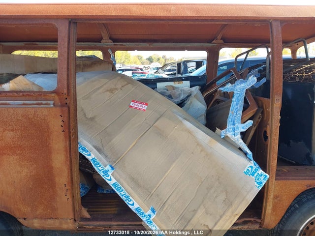 12733018 :رقم المزاد ، 2212205847 vin ، 1971 Volkswagen Microbus مزاد بيع