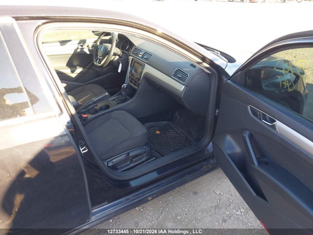 12733445 :رقم المزاد ، 1VWAA7A31JC024534 vin ، 2018 Volkswagen Passat 2.0 Tsi Trendline+ مزاد بيع