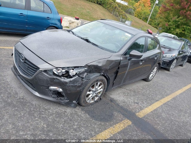 3MZBM1L79GM318215 Mazda Mazda3 Gs