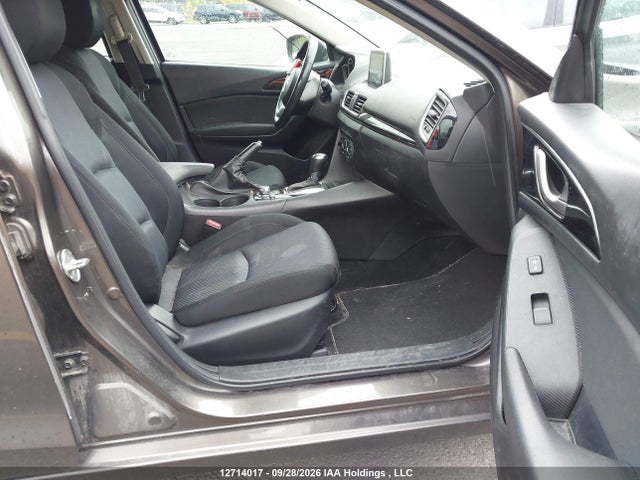 3MZBM1L79GM318215 Mazda Mazda3 Gs