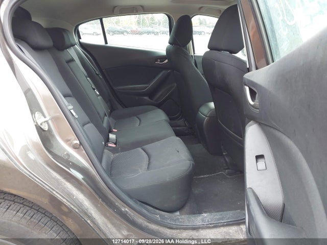3MZBM1L79GM318215 Mazda Mazda3 Gs