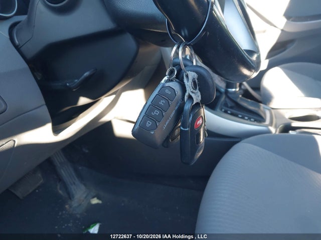 5NPDH4AE8EH477331 Hyundai Elantra Gls