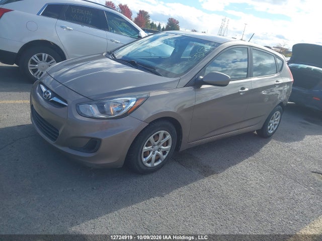 Hyundai ACCENT GL 2014 KMHCT5AE8EU170811 Image 2