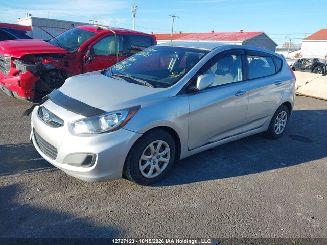 Hyundai ACCENT GL 2014 KMHCT5AE0EU165196 Image 2