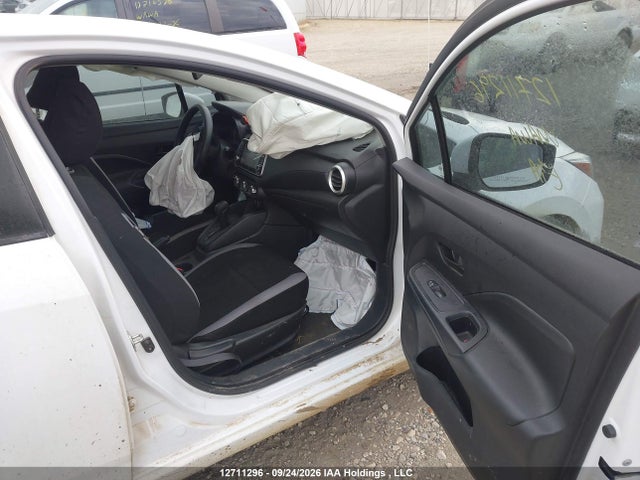 3N1CN8DV8SL873376 Nissan Versa S Fwd Cvt