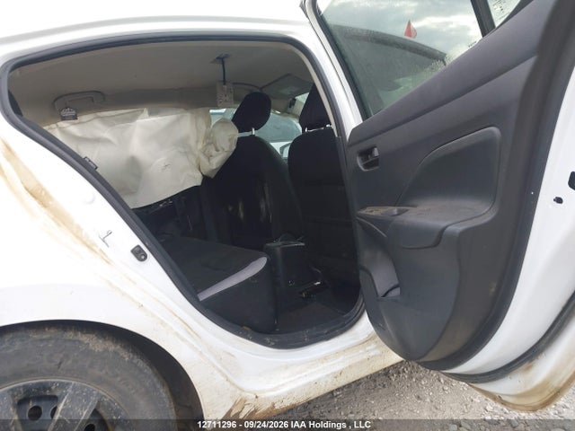 3N1CN8DV8SL873376 Nissan Versa S Fwd Cvt