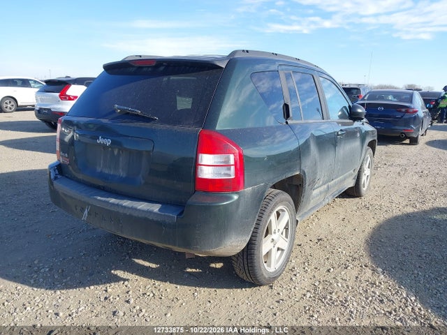 12733875 :رقم المزاد ، 1J4NF4FB6AD628136 vin ، 2010 Jeep Compass Sport مزاد بيع