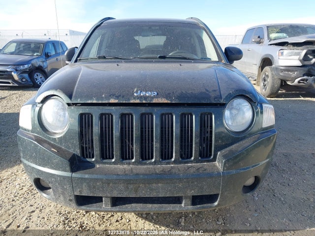 12733875 :رقم المزاد ، 1J4NF4FB6AD628136 vin ، 2010 Jeep Compass Sport مزاد بيع