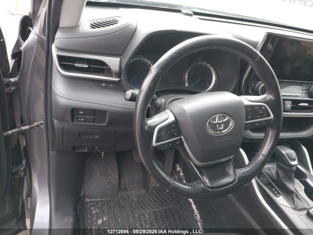 Toyota Highlander Hybrid Le 2023 5TDBBRCH0PS594511 Image 18