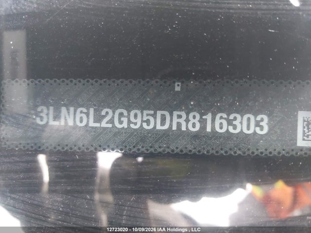 Продажа на аукционе авто 2013 Lincoln Mkz, vin: 3LN6L2G95DR816303, номер лота: 12723020