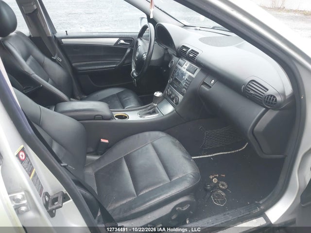 12734491 :رقم المزاد ، WDBRF40J95F561483 vin ، 2005 Mercedes-benz C 230 Sport مزاد بيع