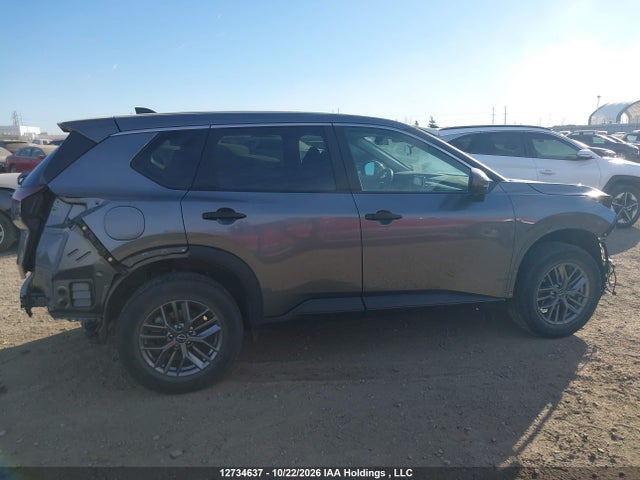 5N1AT3AB1PC884208 Nissan ROGUE S