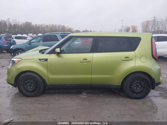 12439504 :رقم المزاد ، KNDJN2A26E7740801 vin ، 2014 Kia Soul مزاد بيع