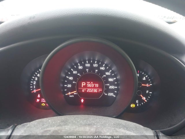 12439504 :رقم المزاد ، KNDJN2A26E7740801 vin ، 2014 Kia Soul مزاد بيع