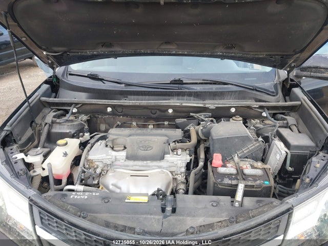 2T3BFREV4EW158649 Toyota RAV4 LE