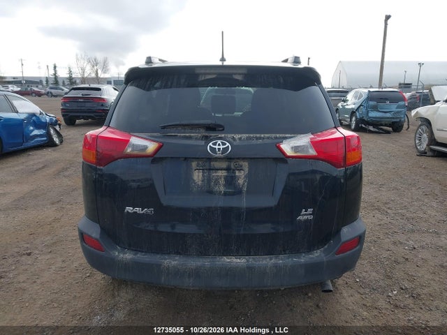 2T3BFREV4EW158649 Toyota RAV4 LE
