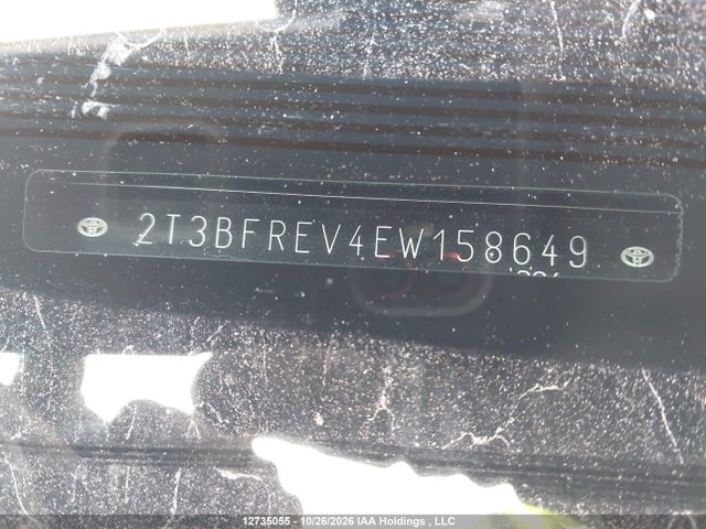 2T3BFREV4EW158649 Toyota RAV4 LE